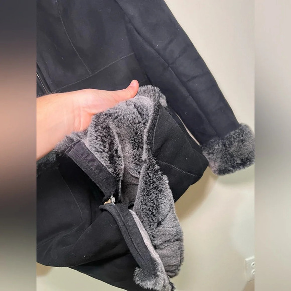 LOFT Black Faux Fur Trim Winter Coat size 2 - Picture 8 of 8